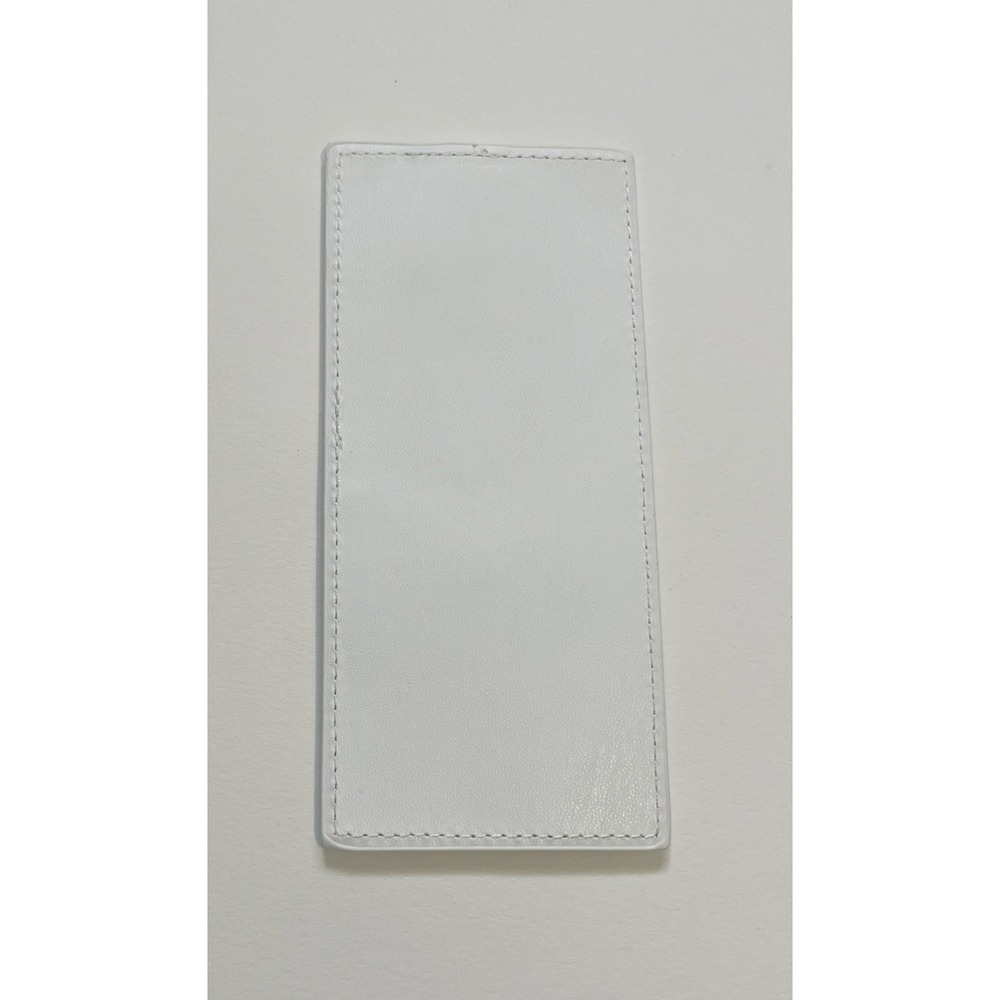 Badgley Mischka Simple Cards Holder New White‎ 7 Slots With Snap 6.25x3 MSRP $19 - Picture 2 of 5